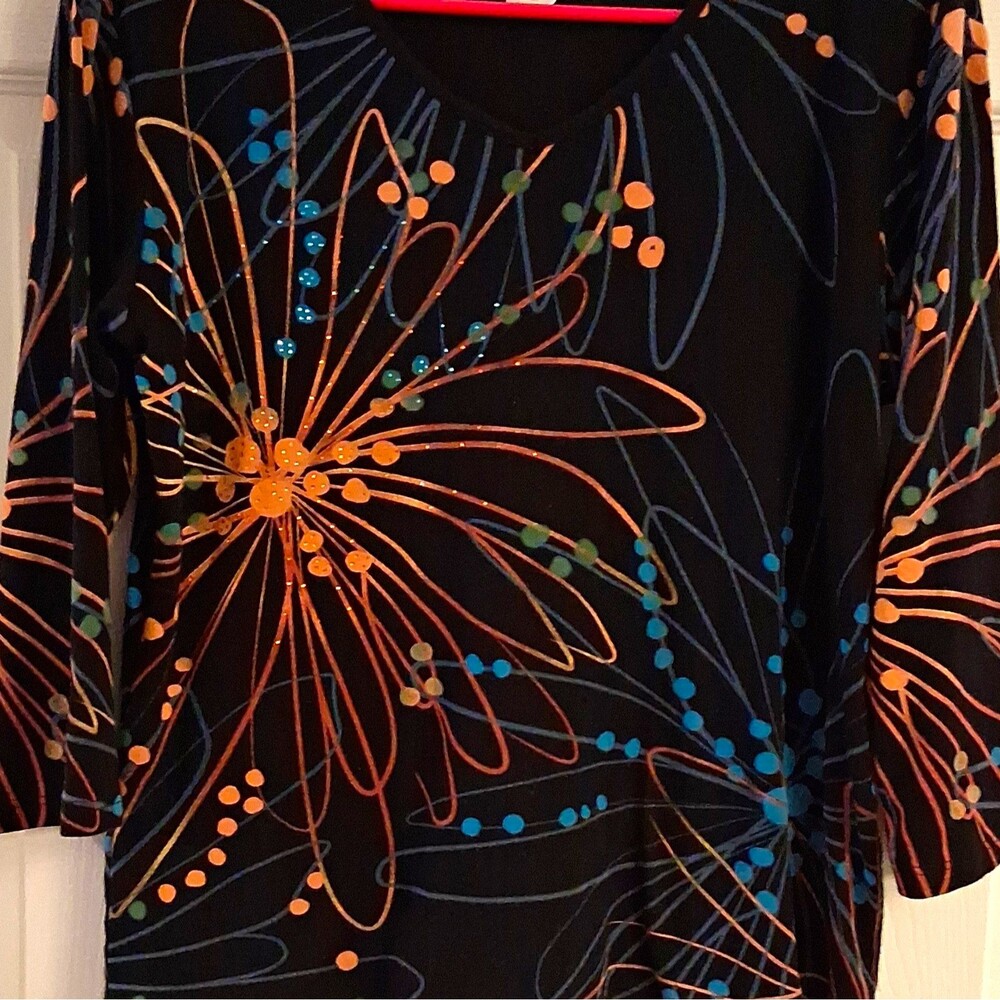 Jess & Jane Women's M Black Floral Knit Scoop Neck 3/4 Sleeve Pullover Top